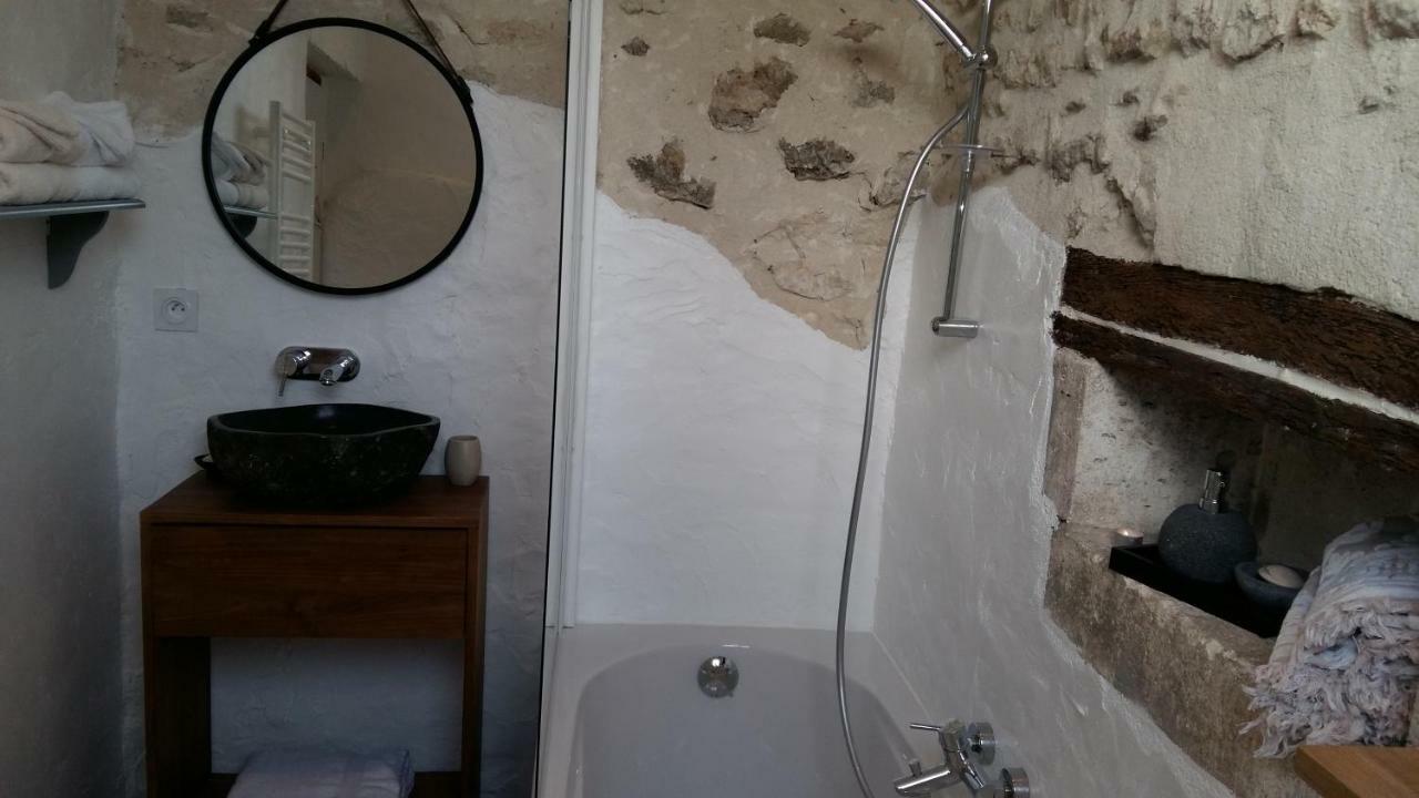 Le Gite Des Chambres De La Grange Cherval Buitenkant foto
