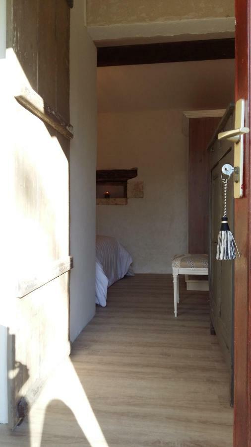 Le Gite Des Chambres De La Grange Cherval Buitenkant foto
